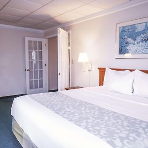 Deluxe Family Suite Non-Smoking